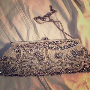 Moyna clutch beaded